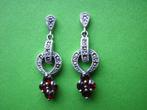 Mooie Zilveren Oorstekers met Granaten - Art Deco, Sieraden, Tassen en Uiterlijk, Antieke sieraden, Verzenden, Zilver, Oorbellen