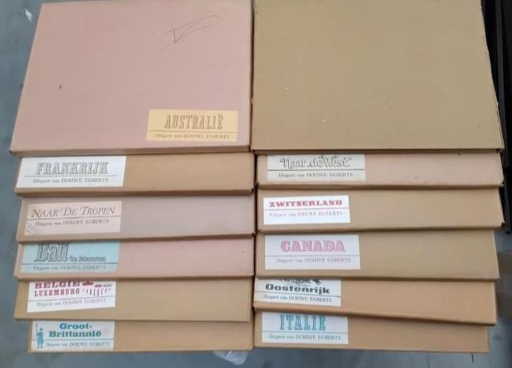 12 Douwe Egberts plaatjes boeken landen in origineel karton, Boeken, Prentenboeken en Plaatjesalbums, Zo goed als nieuw, Plaatjesalbum