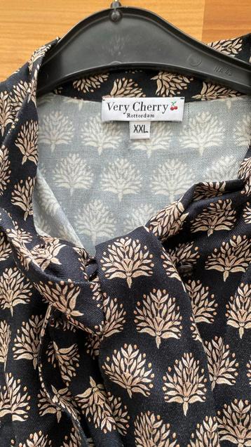 Verry Cherry blouse beschikbaar voor biedingen