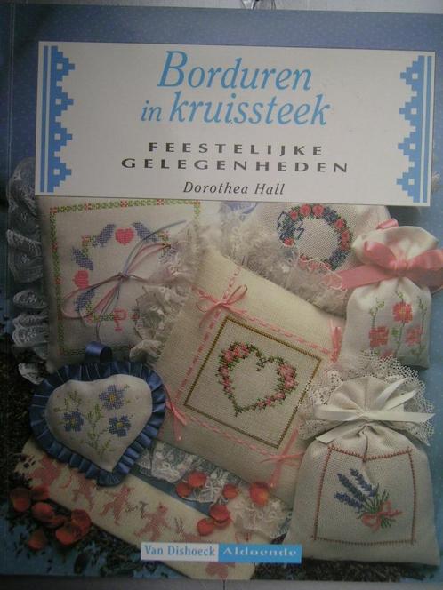 Borduren in kruissteek - Feestelijke gelegenheden. Ook DMC, Hobby en Vrije tijd, Borduren en Borduurmachines, Zo goed als nieuw