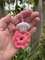 Haakpatroon gelukspoppetje worryworm tashanger hanger bloem, Info@kinderworkshops-petra-dongen.nl, Verzenden, Past Gillisstraat