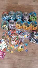 Lot of old Pokémon items (tins, flippos, topps), Verzamelen, Flippo's, Ophalen of Verzenden, Losse flippo's