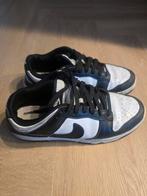 Nike Dunk Low wit / zwart 42.5, Wit, Nike, Ophalen of Verzenden, Sneakers of Gympen