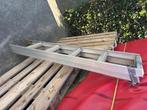 Aluminium schuif zoldertrap, Doe-het-zelf en Verbouw, Ladders en Trappen, Ophalen of Verzenden, Gebruikt, 2 tot 4 meter