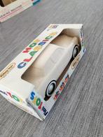 HOT CLASSICS VOLVO MADE İN SWEDEN, Hobby en Vrije tijd, Modelauto's | 1:24, Ophalen of Verzenden, Zo goed als nieuw, Overige merken