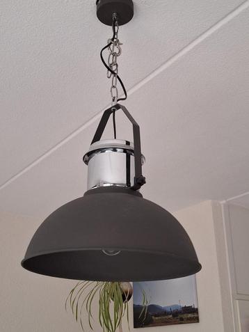 Industrieele hanglamp antraciet grijs beschikbaar voor biedingen