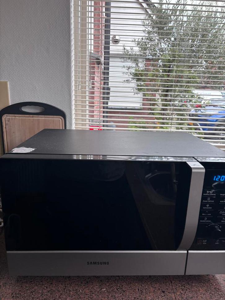 Samsung Magnetron - Perfect voor snelle maaltijden!, Witgoed en Apparatuur, Magnetrons, Gebruikt, Vrijstaand, Combimagnetron, 45 tot 60 cm