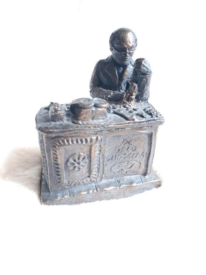 Bronzen Beeldje Geldwisselaar, Antiek en Kunst, Antiek | Koper en Brons, Brons, Ophalen of Verzenden