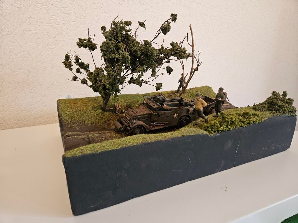 Handgemaakte modelbouw diorama WO2 - 1:35 (stofvrij), Ophalen of Verzenden, 1:35 tot 1:50