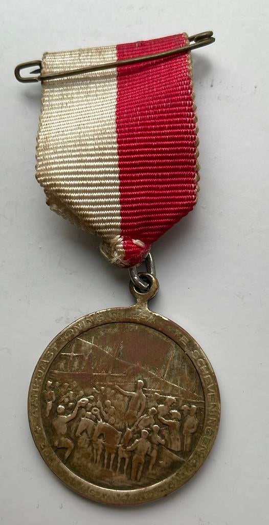 Herdenkingspenning 100 jaar onafhankelijkheid, Ophalen of Verzenden, Overige materialen, Nederland