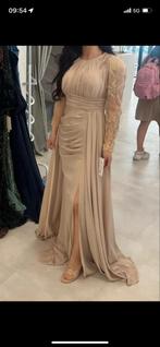 Elegante beige avondjurk/verlovingsjurk - Maat 40, Maat 38/40 (M), Beige, Ophalen of Verzenden, Gedragen