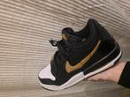Air Jordan Legacy 312 Low Black Metallic Gold, Kleding | Dames, Schoenen, Ophalen of Verzenden, Zo goed als nieuw, Zwart, Sneakers of Gympen