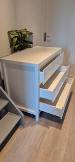 Commode + ledikant, Kinderen en Baby's, Kinderkamer | Complete kinderkamers, Ophalen, Zo goed als nieuw, Jongetje of Meisje