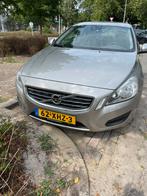 Volvo S60 1.6D Drive 84KW Powershift 2012 Grijs, 1402 kg, 4 cilinders, S60, 23 km/l