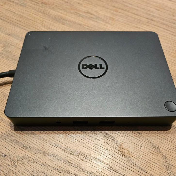 Dell Docking Station - Gebruikt, Computers en Software, Barebones, Gebruikt, Ophalen of Verzenden