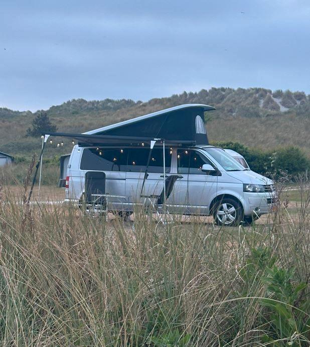 Volkswagen Transporter T5.1 Camper (off-grid), Caravans en Kamperen, Campers, Particulier, tot en met 4, Buscamper of Camperbus