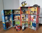 Kidkraft Brandweerkazerne - Uitklapbaar, Ophalen, Zo goed als nieuw, Poppenhuis