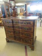 Oer 11495 ANTIEKE 4 laden commode met wortel fineer, Ophalen