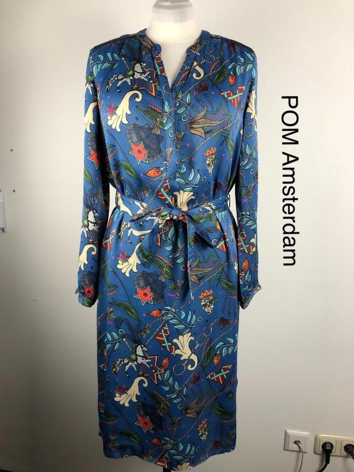 POM Amsterdam Jurk  (mt: 42) AL/8317, Kleding | Dames, Jurken, Nieuw, Maat 42/44 (L), Blauw, Onder de knie, Ophalen of Verzenden