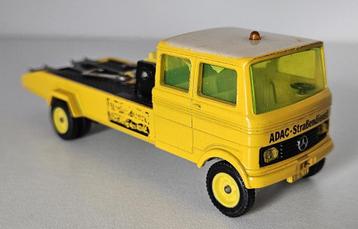 Siku V319 ADAC Mercedes-Benz LP608  beschikbaar voor biedingen