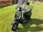 Vespa look a like scooter Nieuwstaat, Ophalen of Verzenden, Zo goed als nieuw