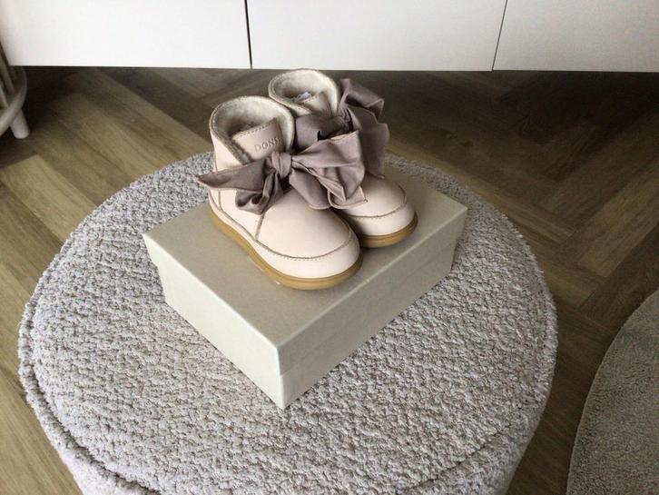 Donsje Amsterdam schoenen met strik maat 19, Kinderen en Baby's, Babykleding | Schoentjes en Sokjes, Nieuw, Meisje, Schoentjes