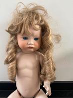 Diverse maten poppenpruikjes, Ophalen of Verzenden, Zo goed als nieuw