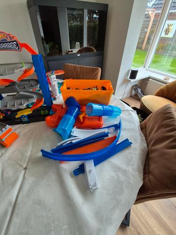 Hot Wheels Racebaan/Onderdelen beschikbaar voor biedingen