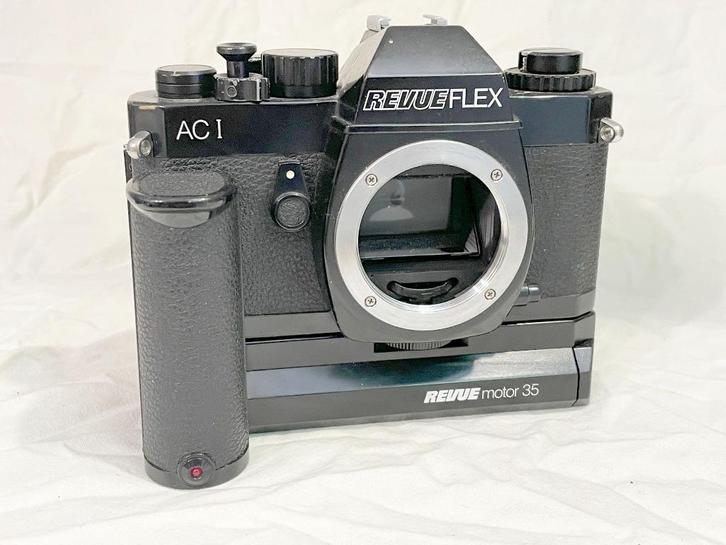 Revueflex AC1 met Revuemotor 35 (ongecontroleerd) -> 25€, Audio, Tv en Foto, Fotocamera's Analoog, Spiegelreflex, Overige Merken