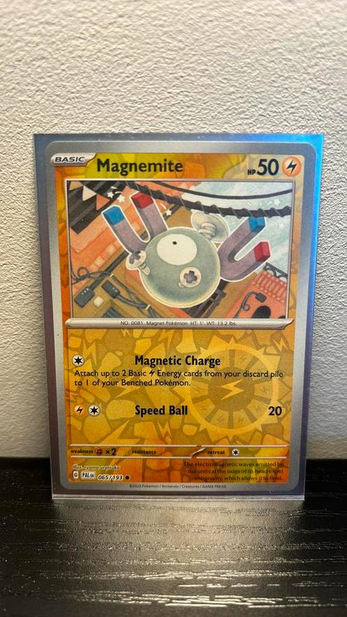 Magnemite 065/193 Paldea evolved reverse holo pokemon kaart, Hobby en Vrije tijd, Verzamelkaartspellen | Pokémon, Nieuw, Boosterbox