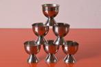 Set van 6 retro vintage RVS eierdopjes met voet, Huis en Inrichting, Keuken | Servies, Overige materialen, Overige typen, Ophalen of Verzenden