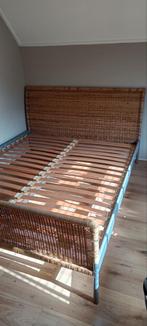 Rieten bed, Ophalen, 90 cm, Eenpersoons, Zo goed als nieuw