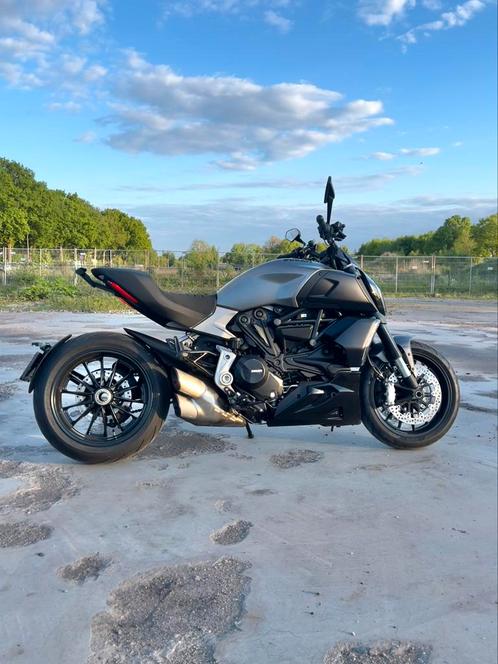 Schitterende Ducati Diavel 1260  – 6106 km, Motoren, Motoren | Ducati, Particulier, Naked bike, meer dan 35 kW, 2 cilinders, Ophalen