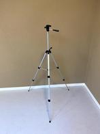 Luxon Tripod Standaard voor Camera €15, Ophalen of Verzenden, Zo goed als nieuw, Minder dan 150 cm, Driepoot