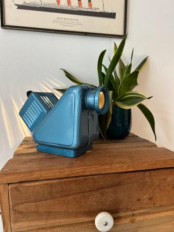 Vintage lamp retro beschikbaar voor biedingen
