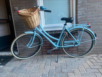 Meisjesfiets geschikt voor de middelbare school. beschikbaar voor biedingen