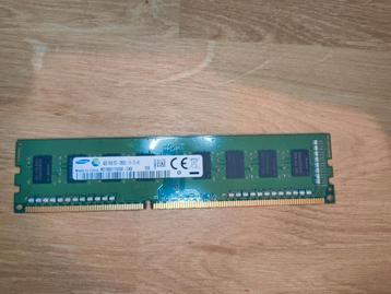 Samsung 4GB DDR3 PC3-12800U Geheugen beschikbaar voor biedingen