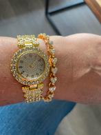 Horloge en armband licht materiaal nieuw, Met kristal, Kunststof of Plastic, Nieuw, Ophalen of Verzenden