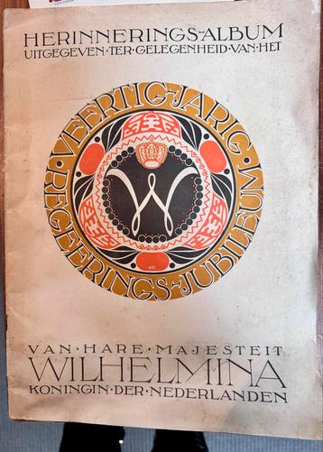Oranje verzamelobjecten 1938: Wilhelmina Jubileum + Beatrix beschikbaar voor biedingen