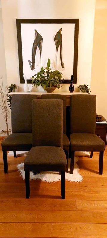 1 set 4 donker grijs eetkamer stools te koop.  beschikbaar voor biedingen