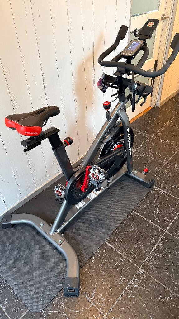 Schwinn speed bike 800IC Indoorfiets – Zo goed als nieuw, Sport en Fitness, Fitnessapparatuur, Zo goed als nieuw, Spinningfiets