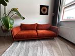 2,5-zits terra bouclé bank van Loods 5 –topstaat, bieden mag, Huis en Inrichting, Banken | Bankstellen, Ophalen, Overige maten