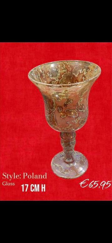 Mooie kelk glas  beschikbaar voor biedingen