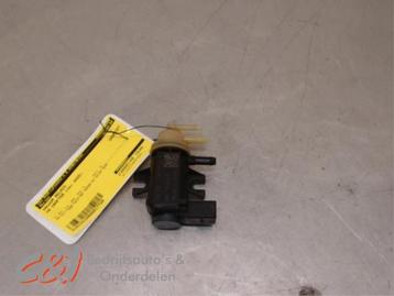 Vacuum Relais van een Volkswagen Crafter beschikbaar voor biedingen
