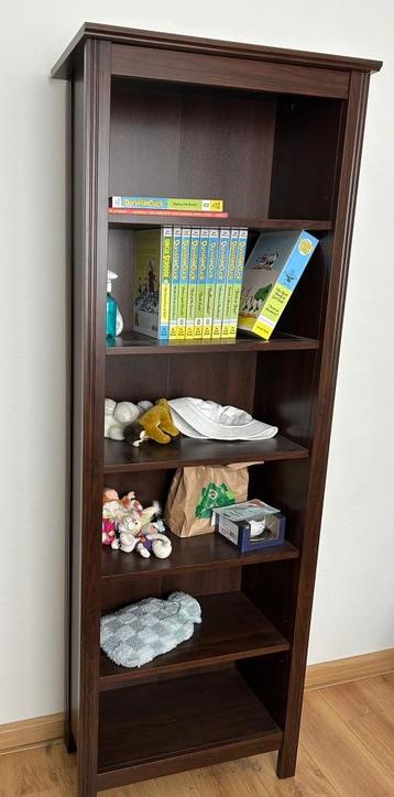 Boekenkast IKEA  beschikbaar voor biedingen