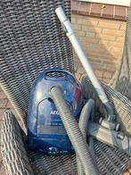 AEG VX3  x compact stofzuiger., Witgoed en Apparatuur, Stofzuigers, Ophalen of Verzenden, Zo goed als nieuw