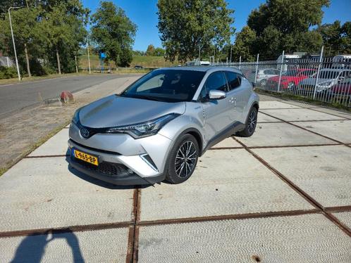 Toyota C-HR Dynamic | 2018, Auto's, Toyota, Particulier, C-HR, Achteruitrijcamera, Adaptieve lichten, Adaptive Cruise Control