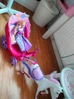 Barbie Rapunzel koets met paard en accessoires, Ophalen of Verzenden, Zo goed als nieuw, Barbie