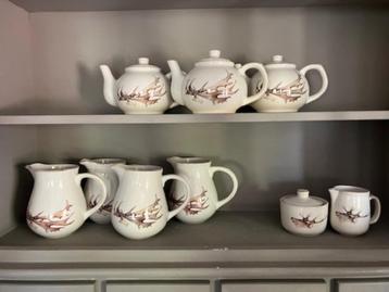 "Nature" servies van Jet by ter Steege met hertenprint/gewei beschikbaar voor biedingen