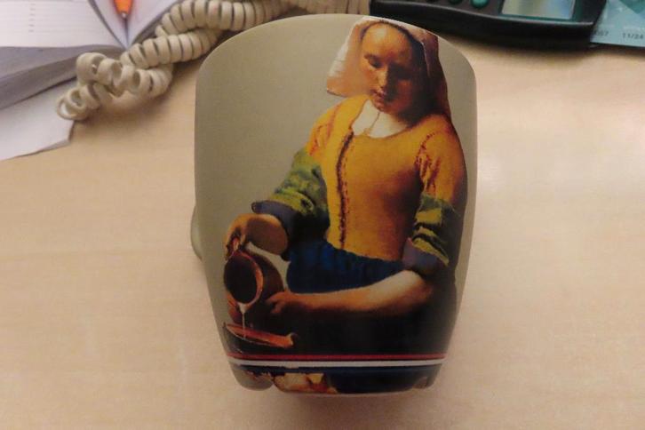 5 mokken Douwe Egberts oude meesters, Puttertje, Melkmeisje, Huis en Inrichting, Keuken | Servies, Zo goed als nieuw, Kop(pen) en/of Schotel(s)